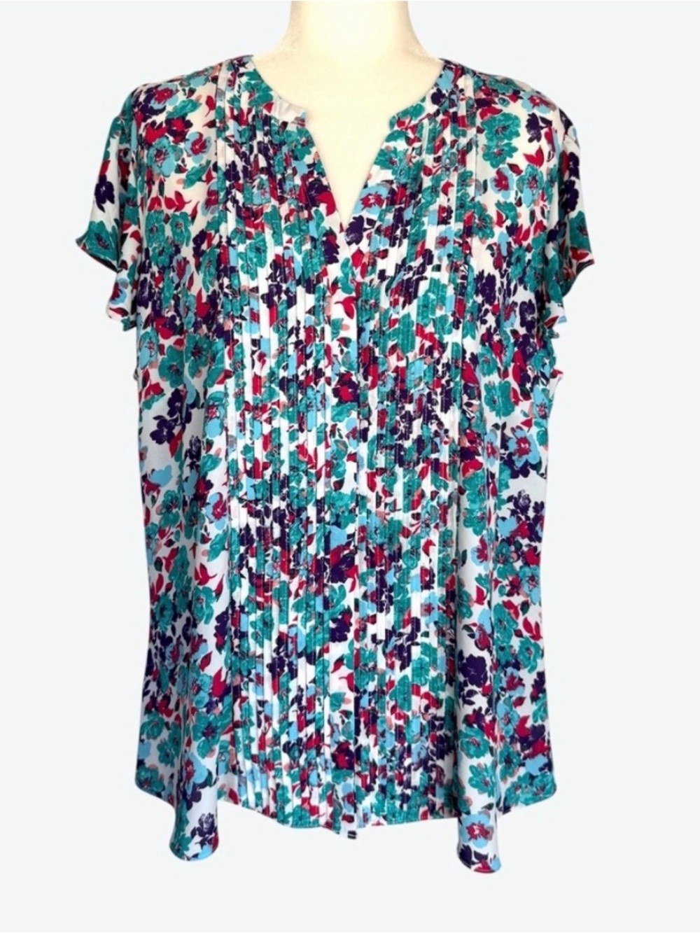 Attention Multi-Color Floral Pintuck Front Flutter Sleeve Blouse ~ Women’s XXL
